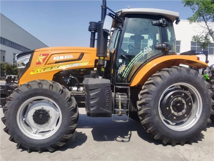 240HP Farm Tractor