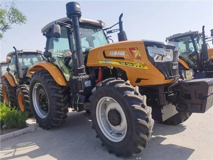 240HP Farm Tractor
