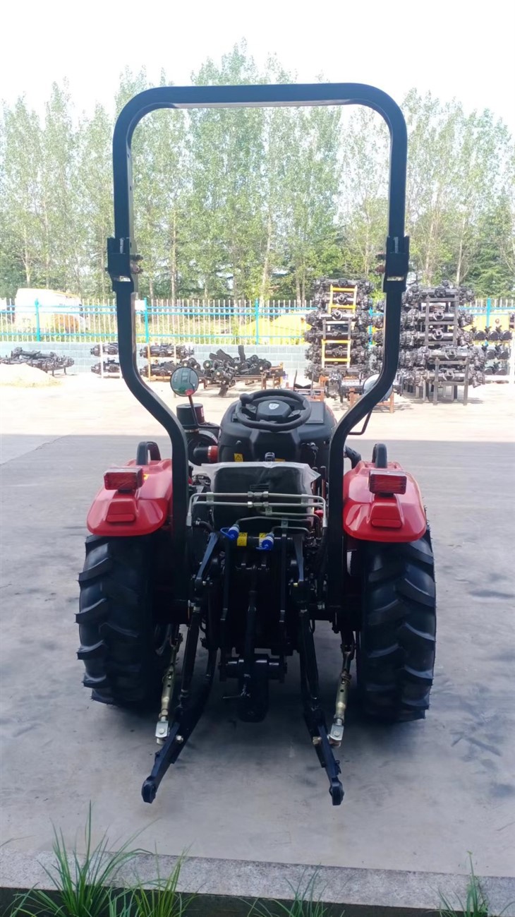 Sadin Agricultural Four-wheel Drive Tractor 50HP