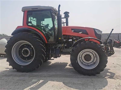 Heavy Duty 240hp Tractor With Front PTO